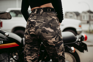 BACK LARA CAMO